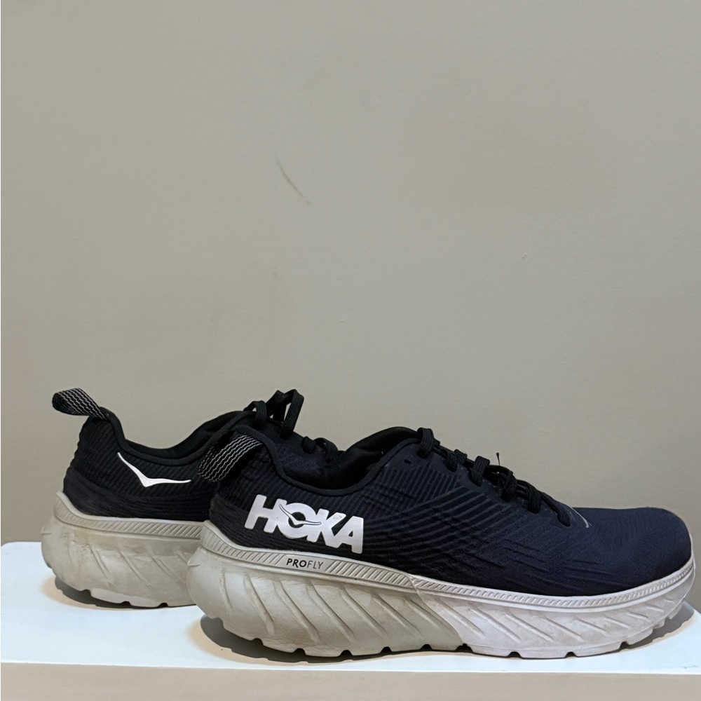 Hoka Mach 3 Women’s Navy and Gray Athletic Shoes